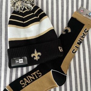NFL Saints Black and Gold Beanie with Socks